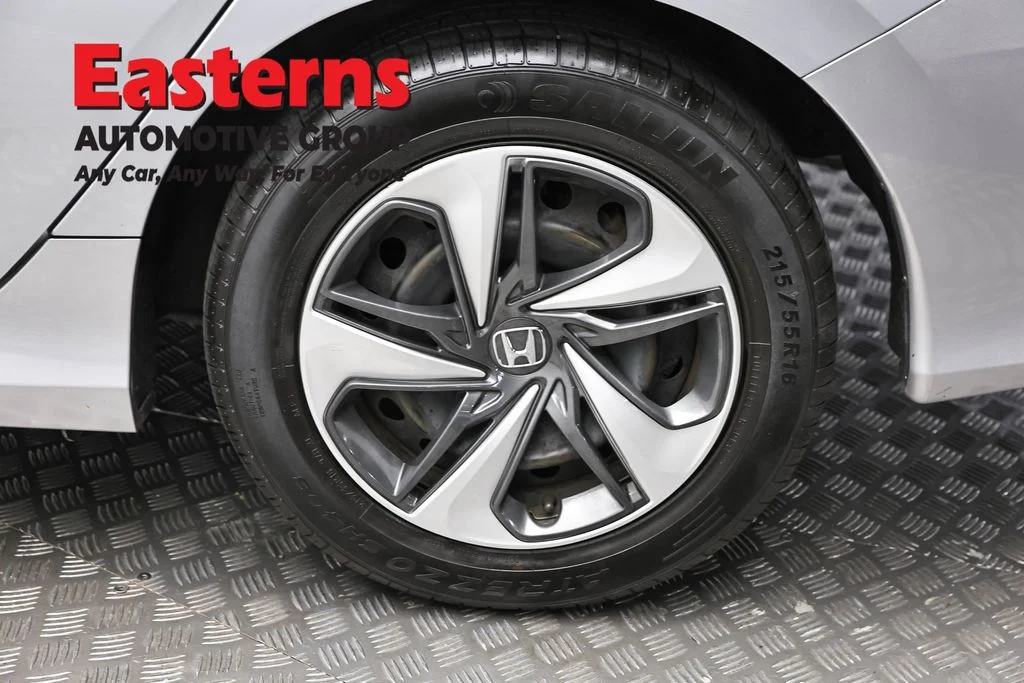 Used 2020 Silver Honda LX image 8