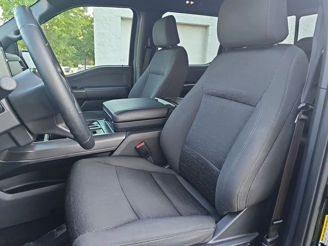 Used 2024 Black Ford XLT image 13