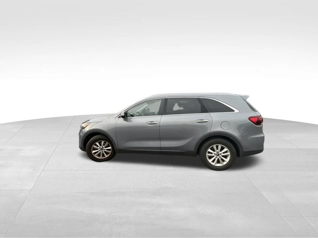 Used 2020 Silver Kia LX image 5