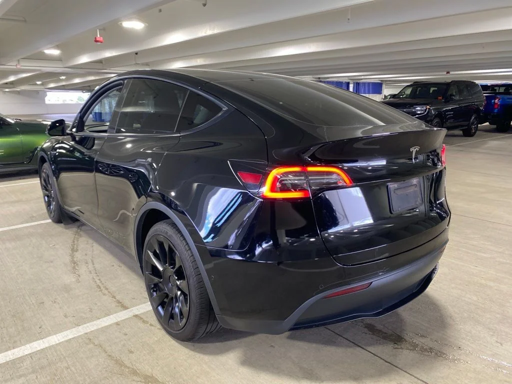 Used 2021 Black Tesla Long Range image 3