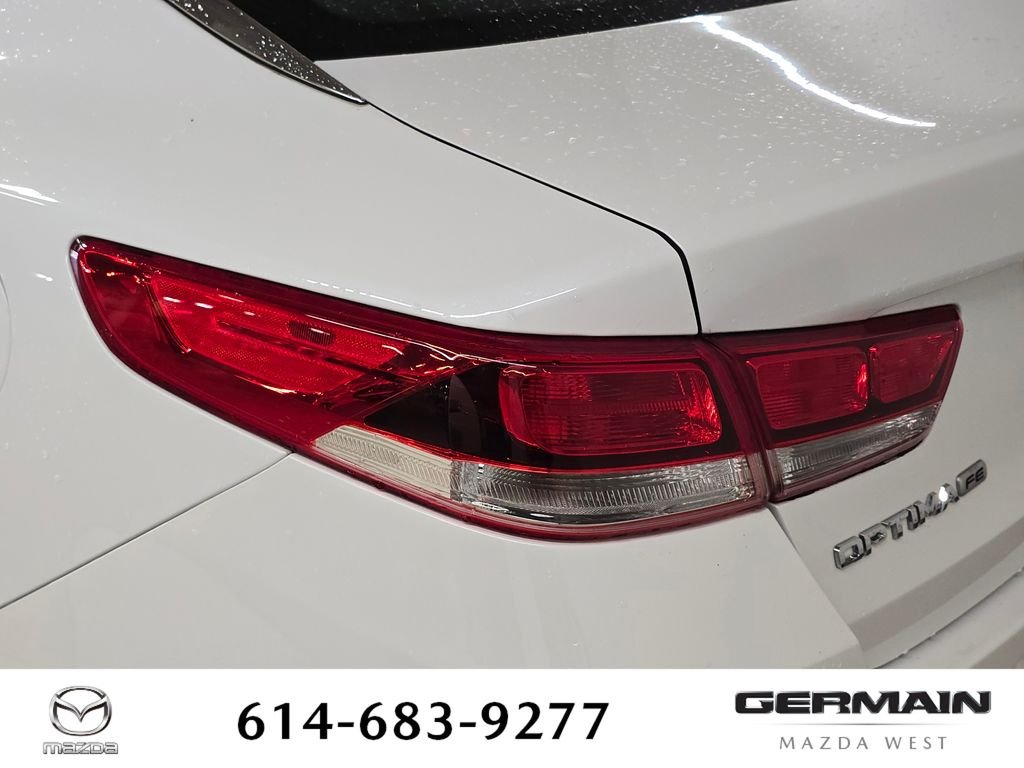 2020 Kia Optima LX - Photo 18