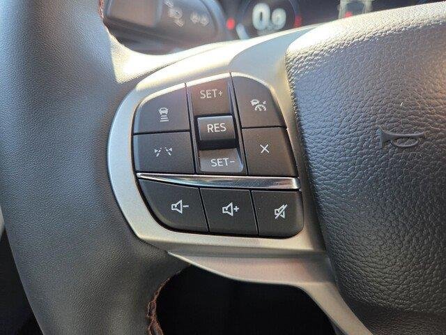 New 2027 Avalanche Gray Ford Active image 13