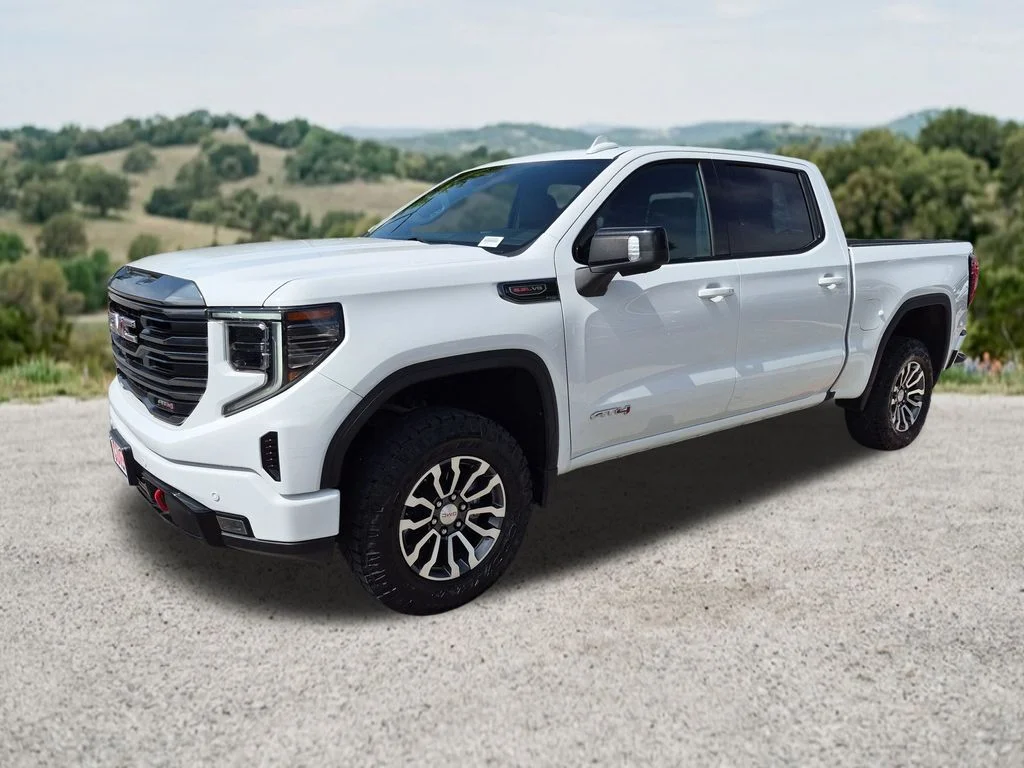 Used 2023 White GMC AT4 image 3