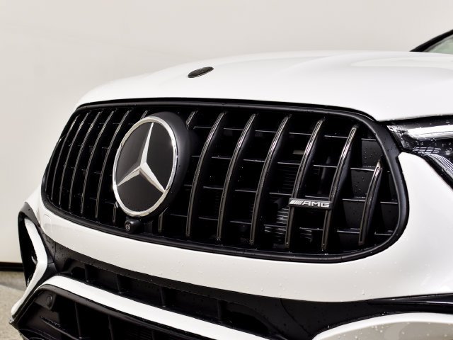 New 2027 MANUFAKTUR Moonlight White Metallic Mercedes-Benz  image 57