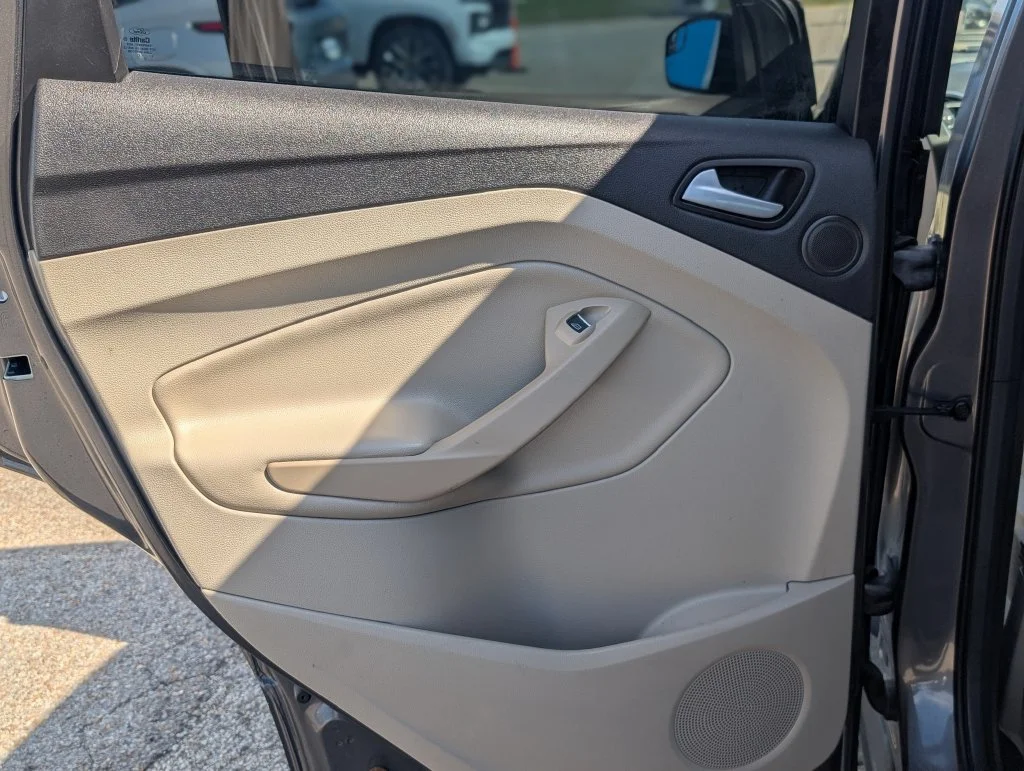 Used 2013 Gray Ford SEL image 21