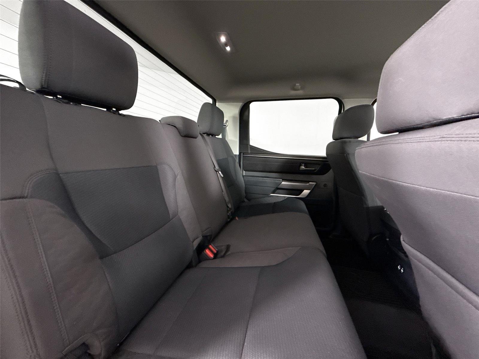 Used 2023 Ice Cap Toyota SR5 image 39