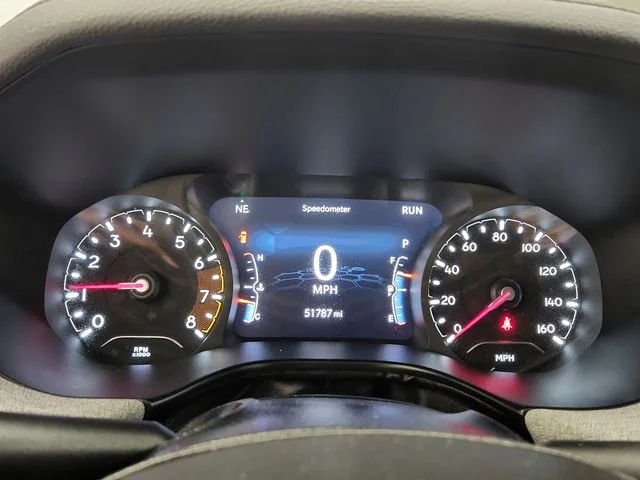 Used 2024 White Jeep Latitude image 20