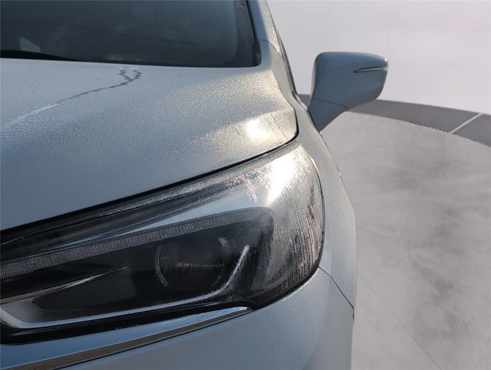 Used 2020 Summit White Buick Essence image 13