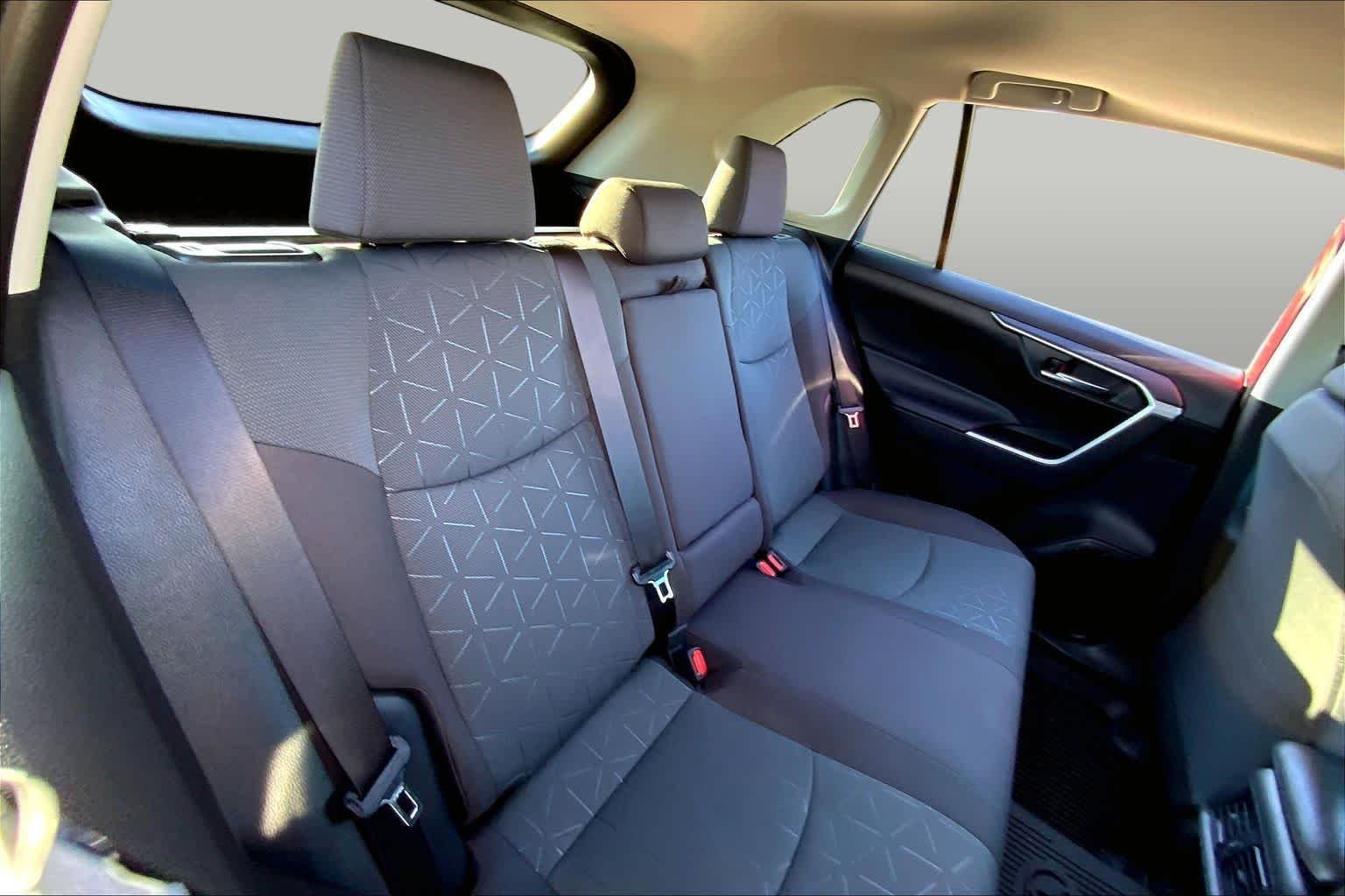Used 2025 Ruby Flare Pearl Toyota XLE image 20