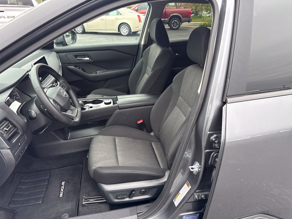 Used 2026 Gray Nissan SV image 8