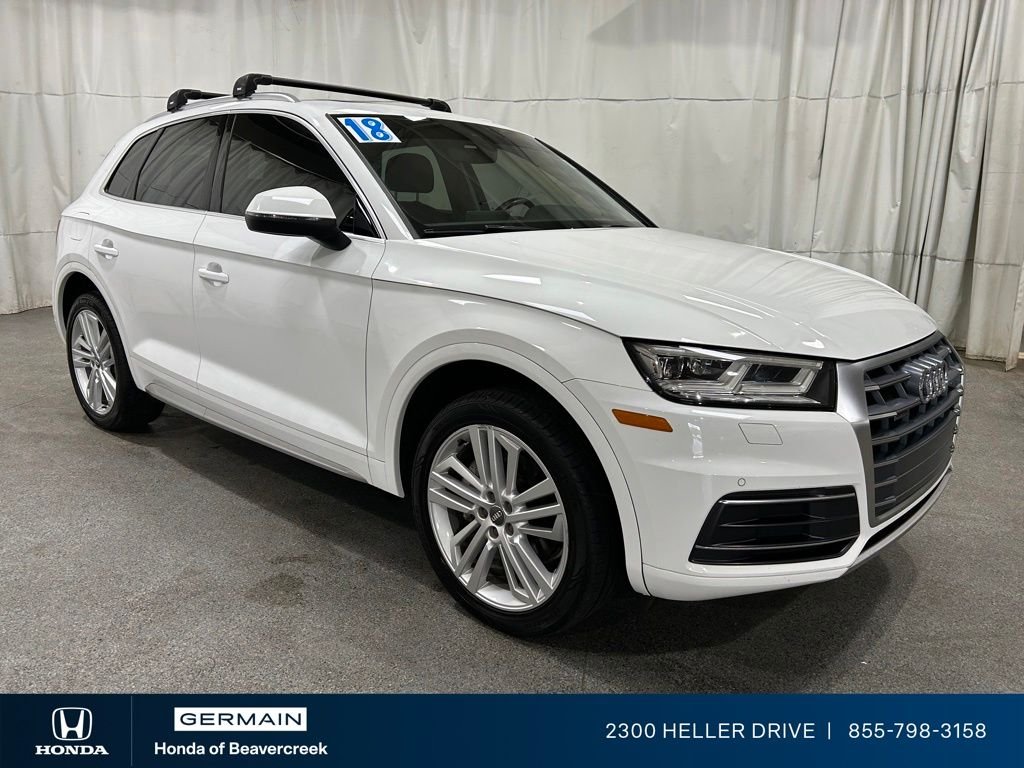 2018 Audi Q5 2.0T quattro S tronic Premium Plus's photo