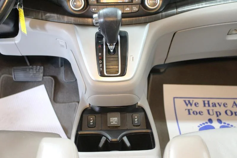 Used 2014 Silver Honda EX-L 2WD 5-Speed AT image 23