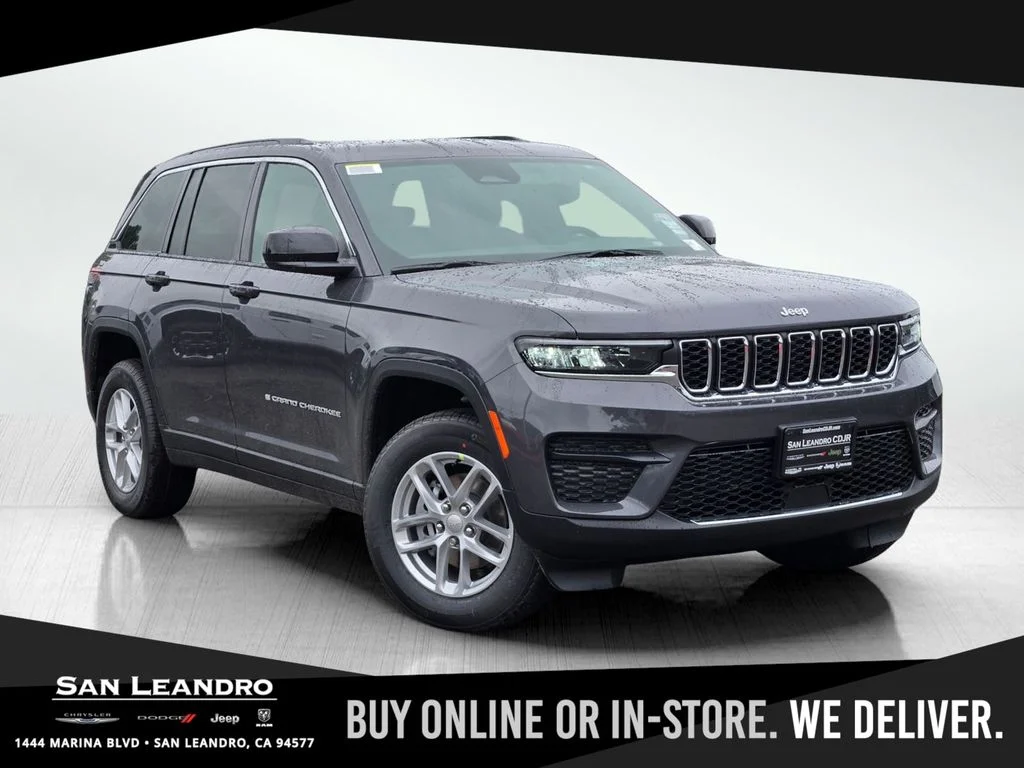 2026 Jeep Grand Cherokee Laredo X 4x4's photo