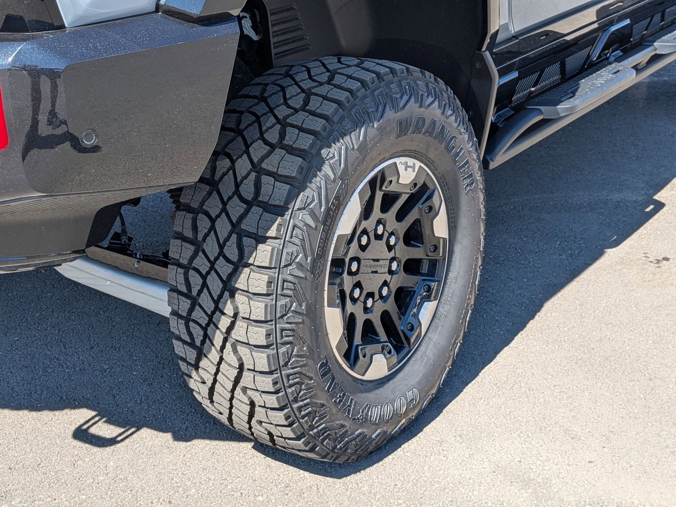 2025 GMC HUMMER EV 3X - Photo 15