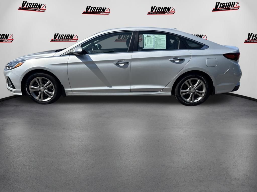 Used 2019 Silver Hyundai SEL image 8