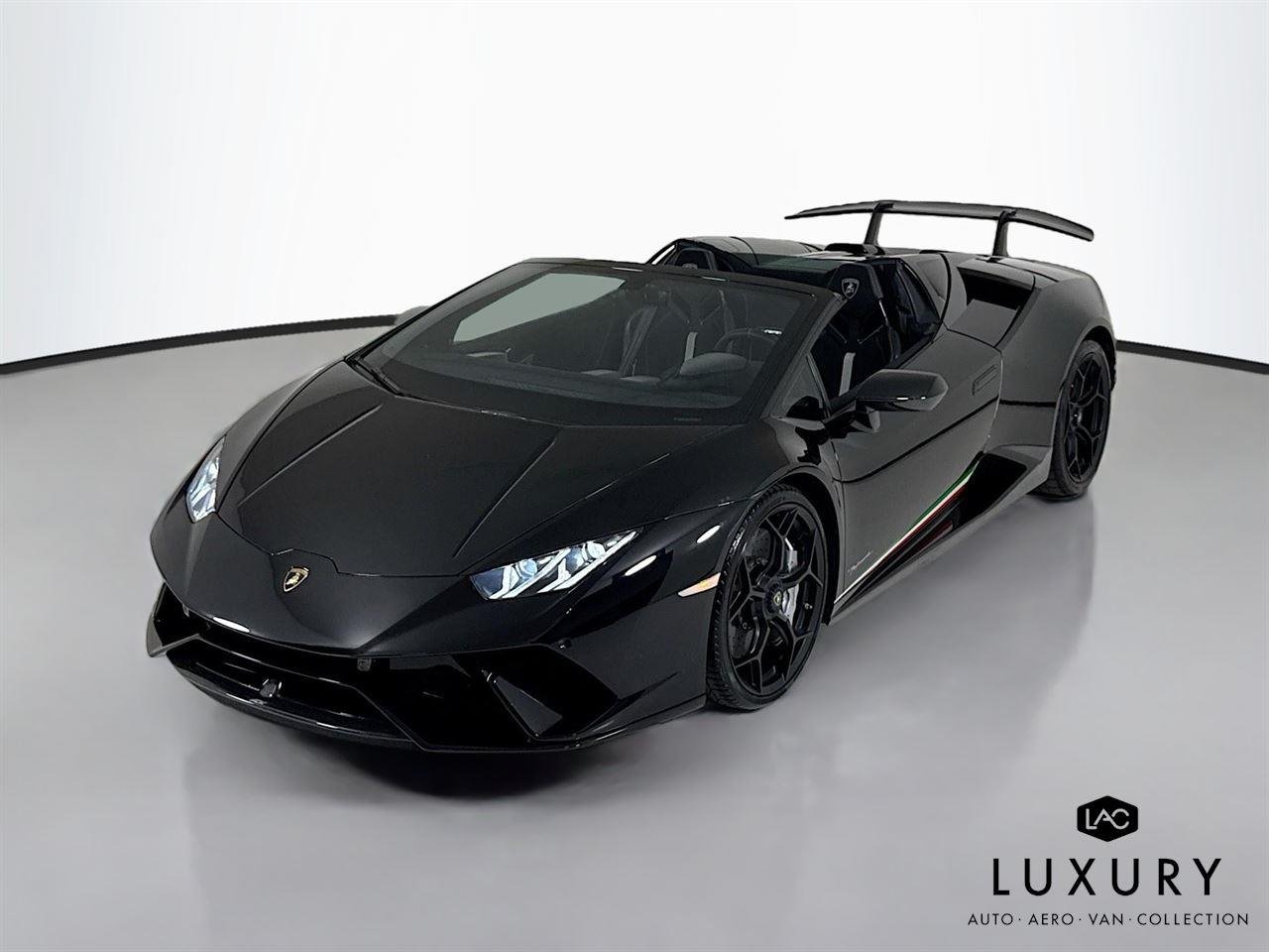 Used 2018 Nero Noctis Lamborghini Performante Spyder | Carbon Buckets | Branding Pkg image 4