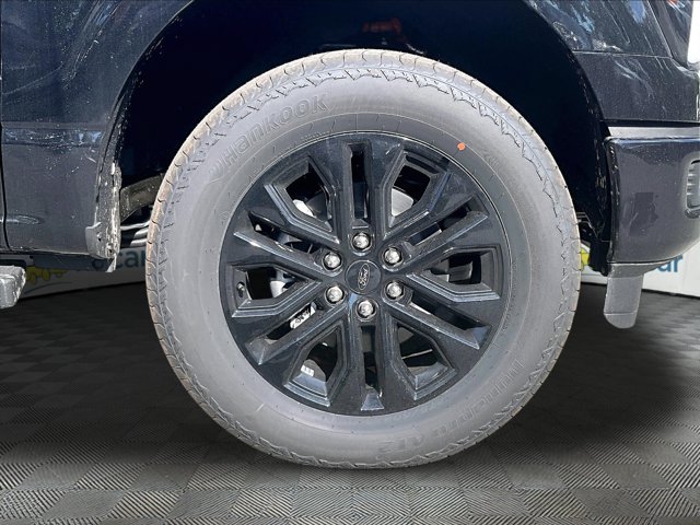 New 2026 Agate Black Metallic Ford Lariat image 13