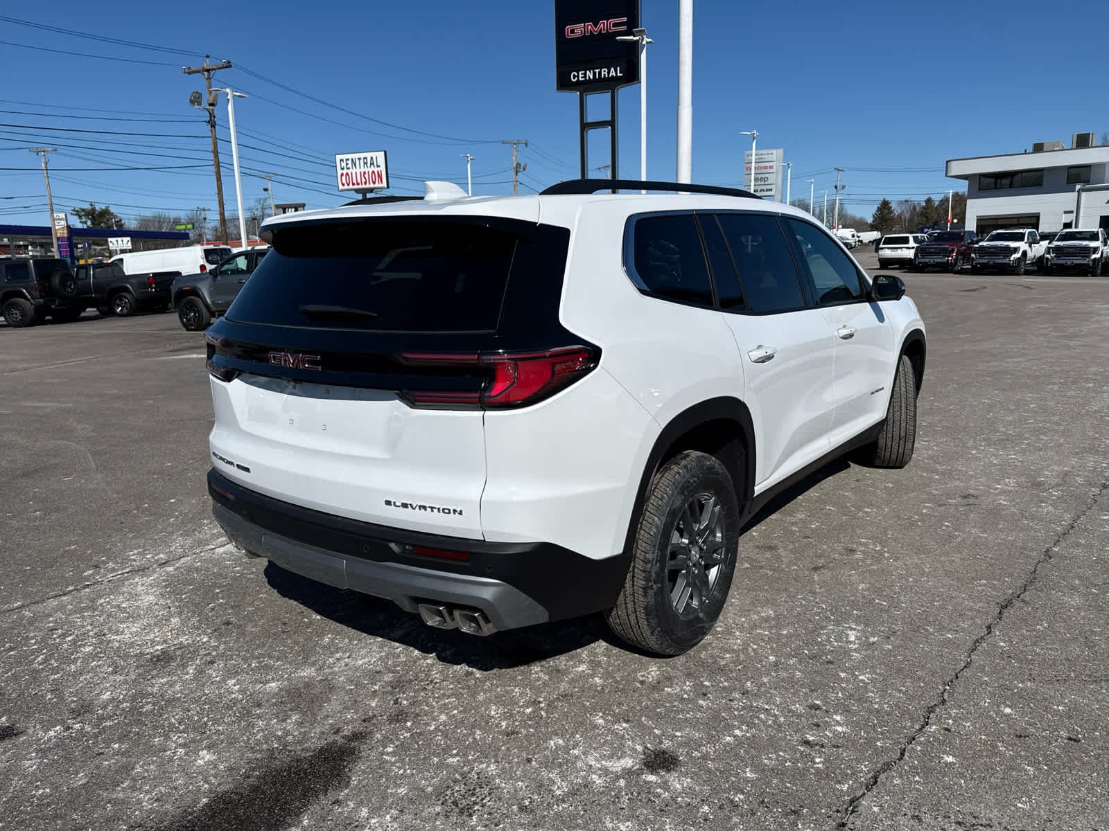 2026 GMC Acadia Elevation - Photo 7