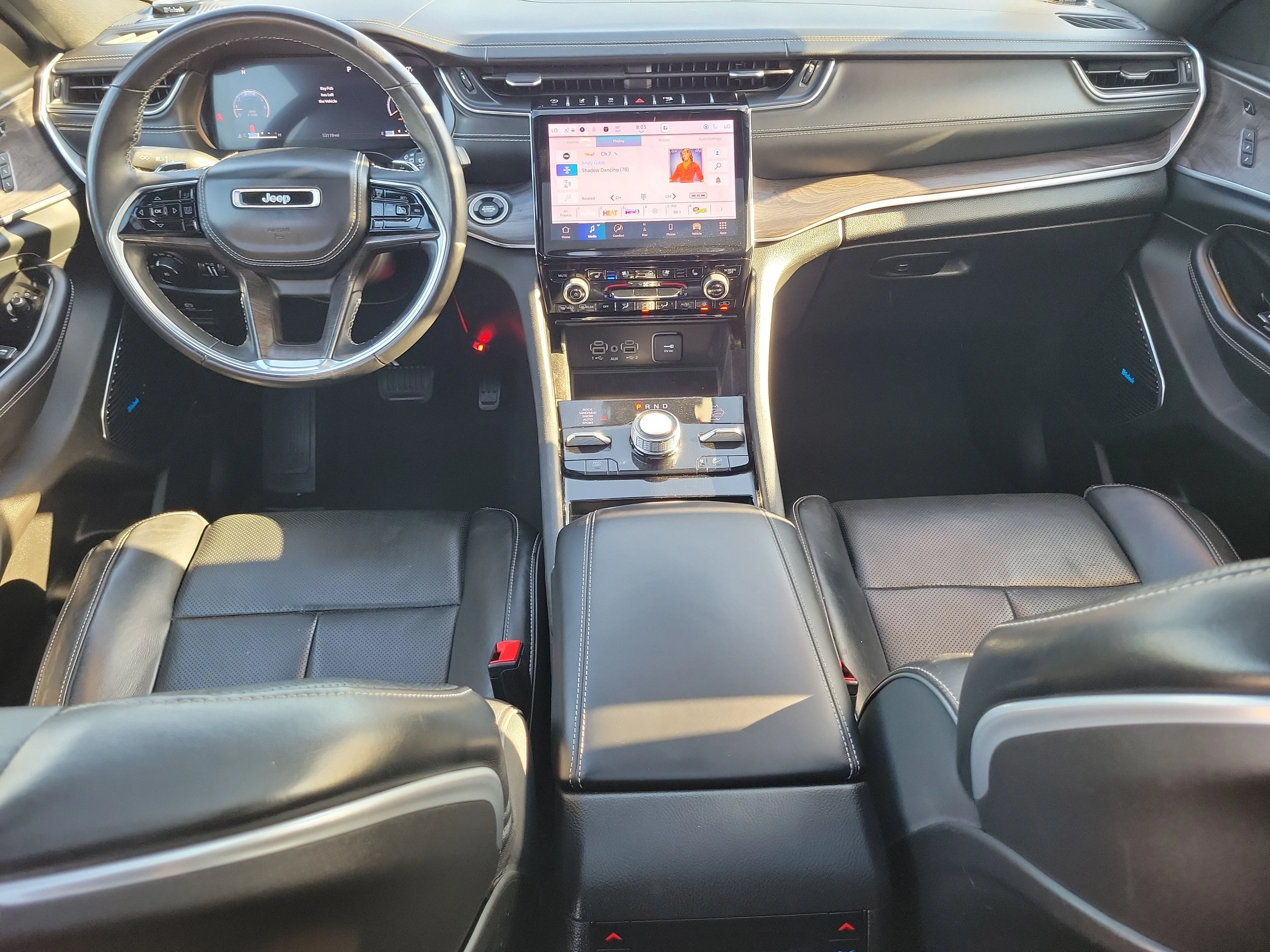 Certified Used 2022 Silver Jeep Overland image 18