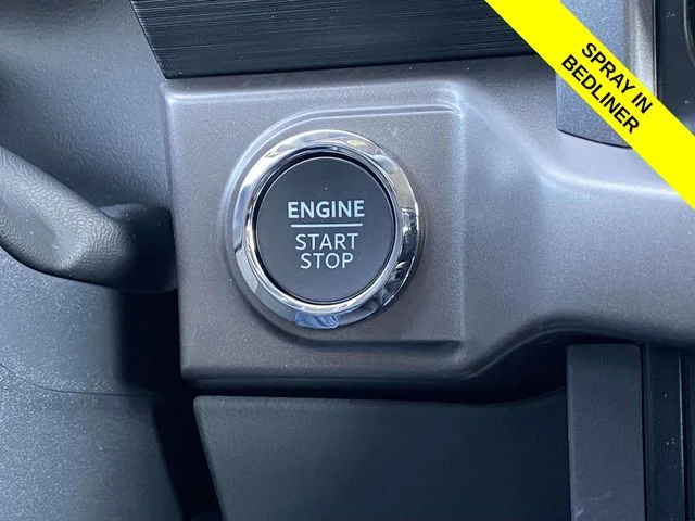 New 2026 Agate Black Metallic Ford XLT image 15