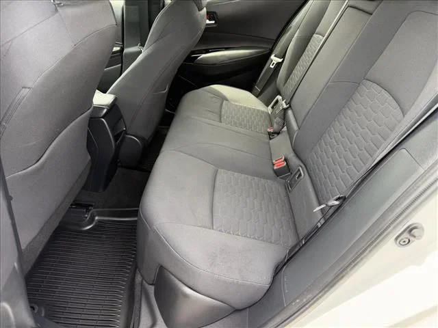 Used 2022 White Toyota SE Nightshade Edition image 9