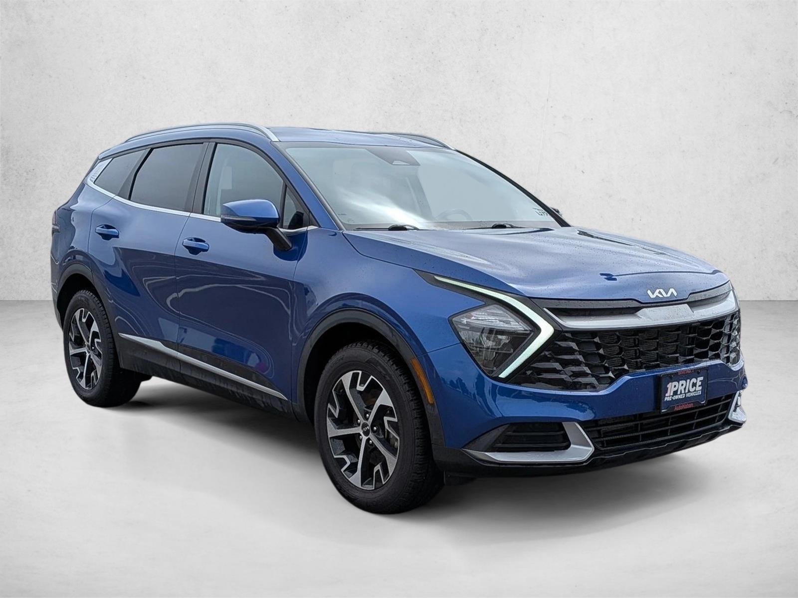Used 2023 Sapphire Blue Kia EX image 3