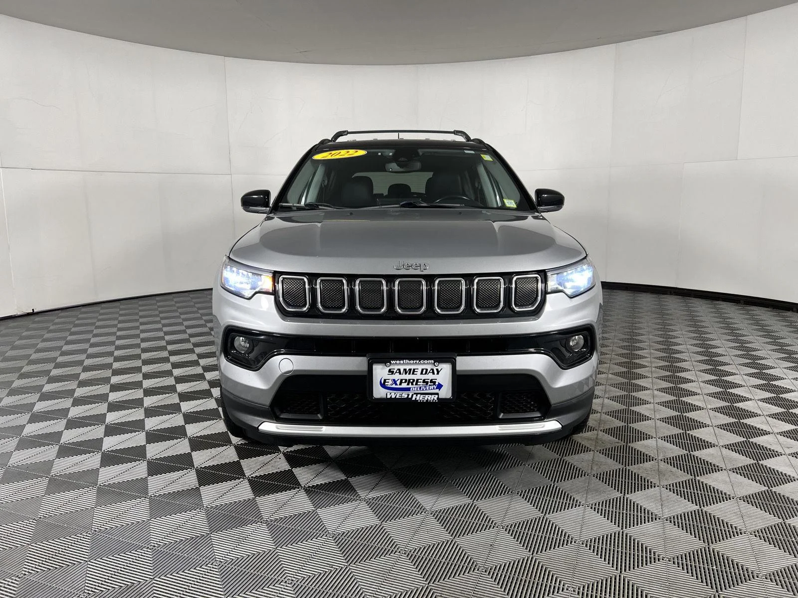 Used 2022 Gy Jeep Limited image 20
