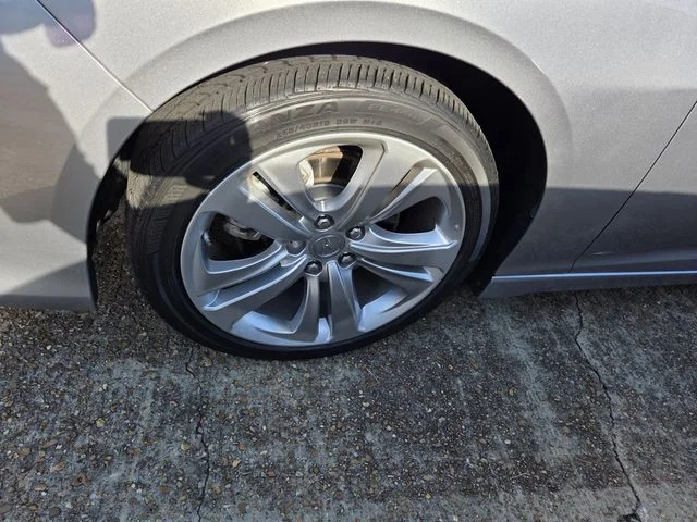 Used 2023 Lunar Silver Metallic Acura TECH image 6