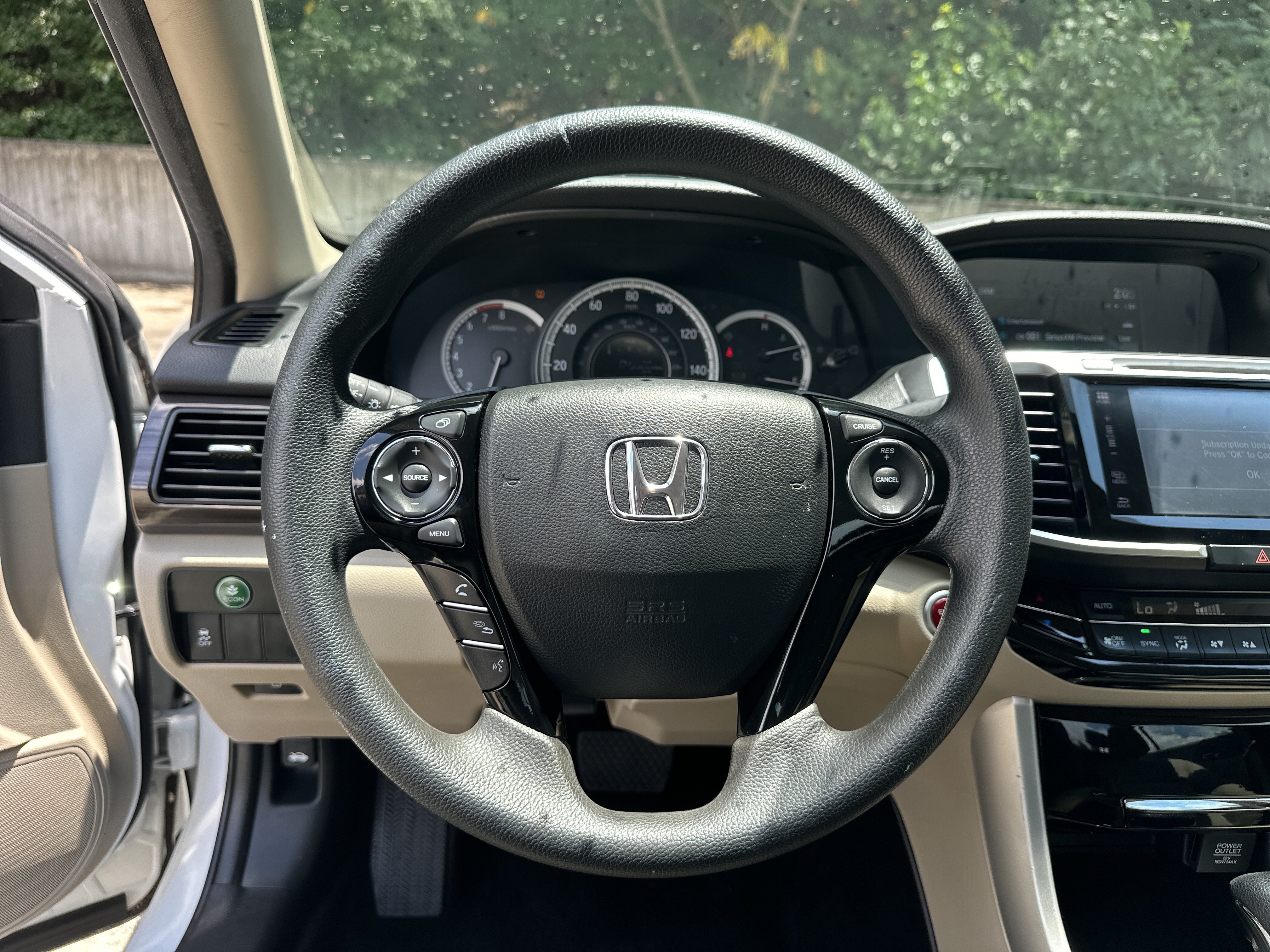 Used 2016 White Orchid Pearl Honda EX image 25
