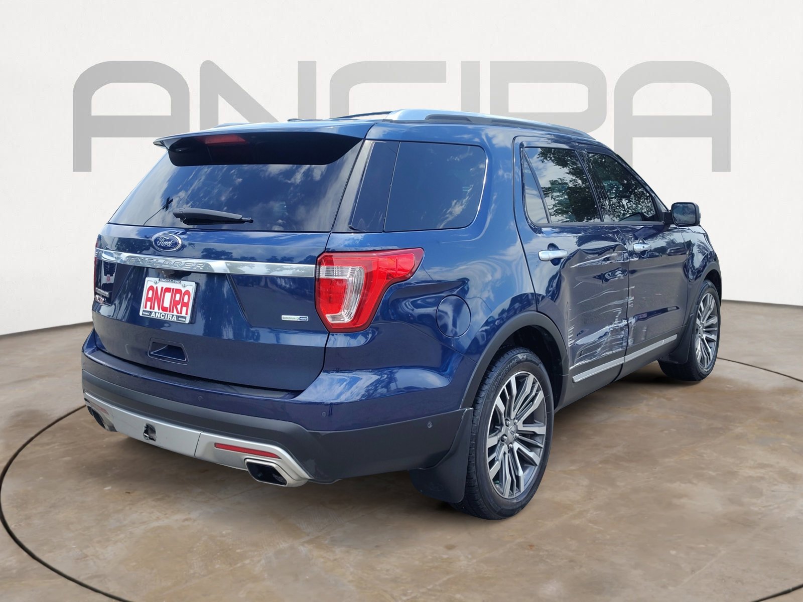 Used 2017 Blue Jeans Metallic Ford Platinum image 13