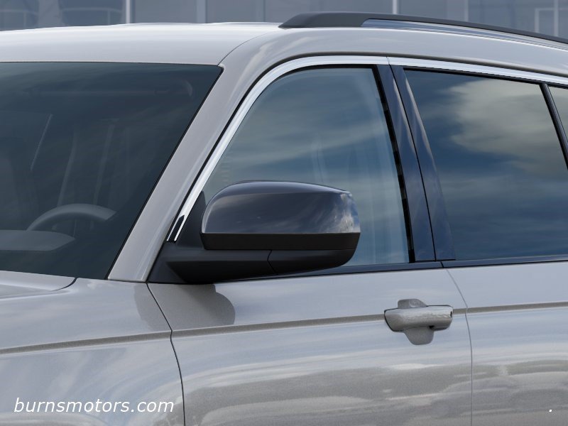 New 2026 Silver Zynith Exterior Paint Jeep Laredo image 12