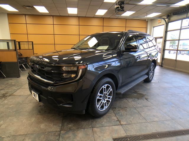 Used 2025 Gray Metallic Ford Active image 3