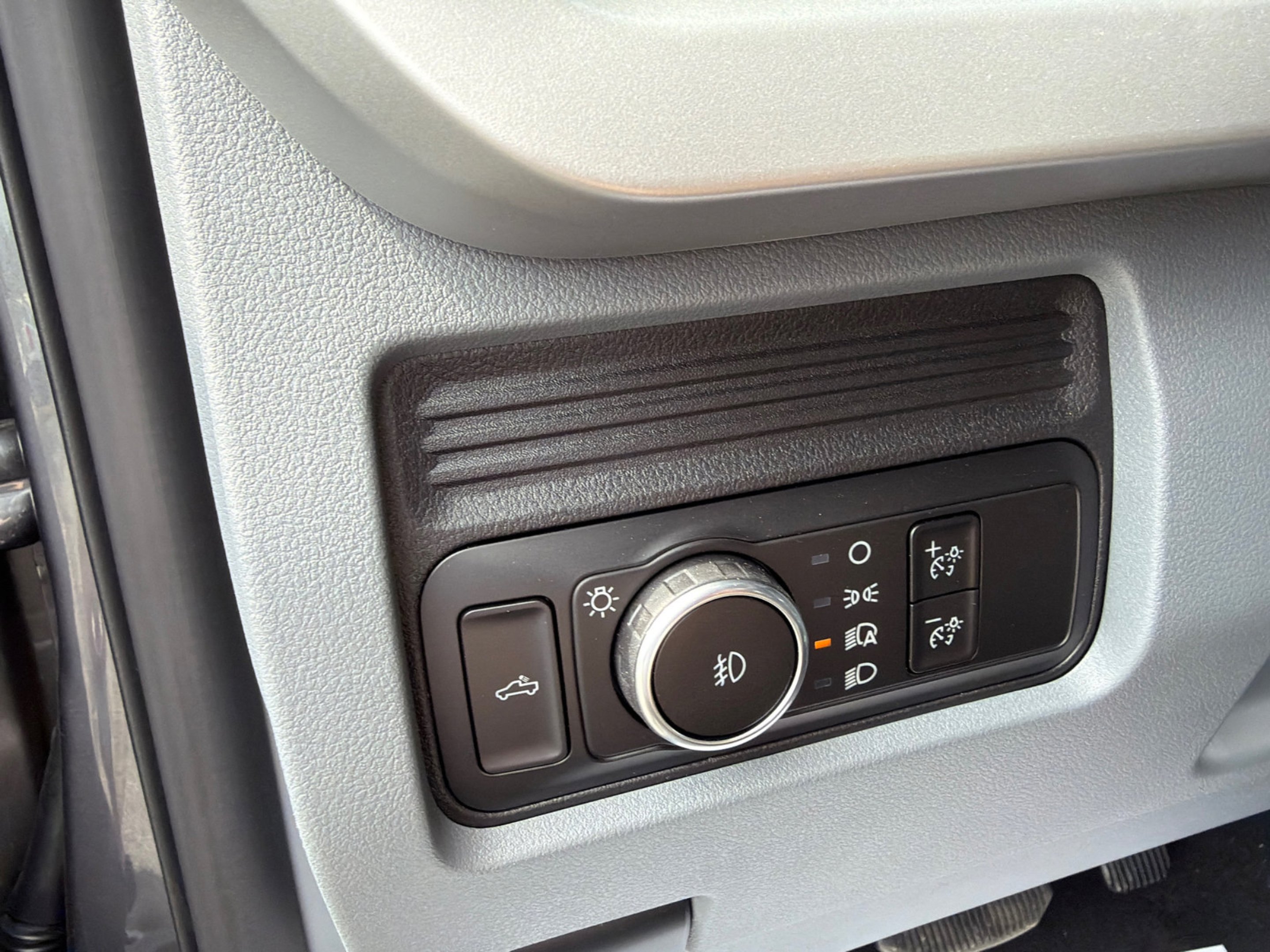 New 2026 Carbonized Gray Metallic Ford F-350® XLT image 16