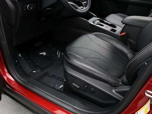 New 2025 Rapid Red Metallic Tinted Clearcoat Ford Plug-in Hybrid image 28