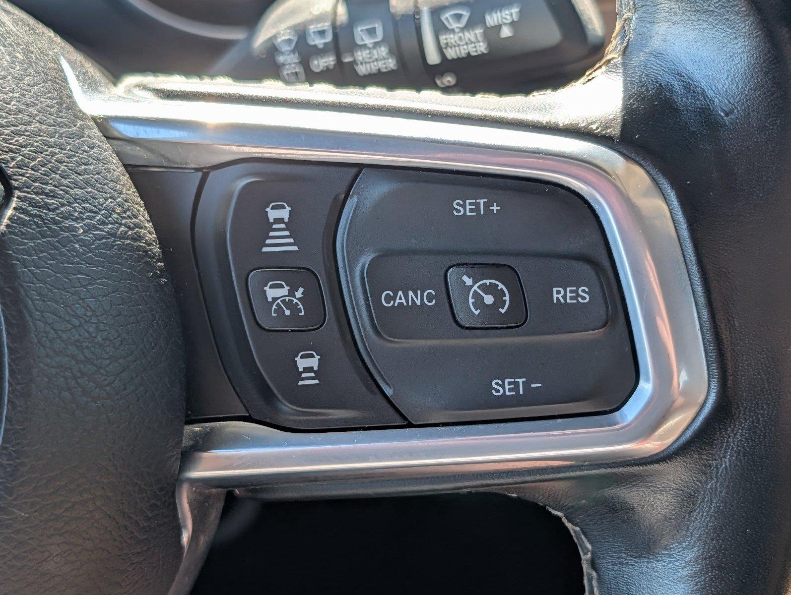 Used 2020 Sting-Gray Clearcoat Jeep Rubicon image 25