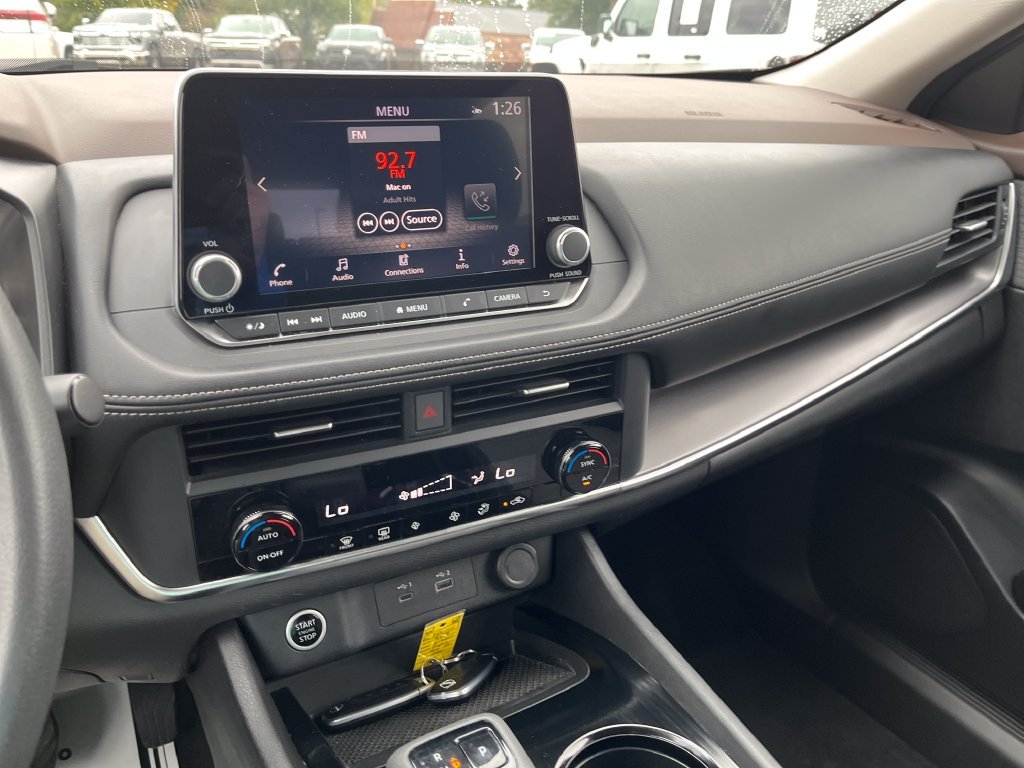 Used 2023 Gray Nissan SV image 17