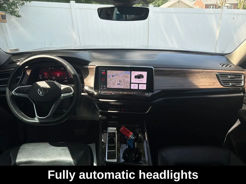 Used 2024 Silver Volkswagen 2.0T SEL image 14