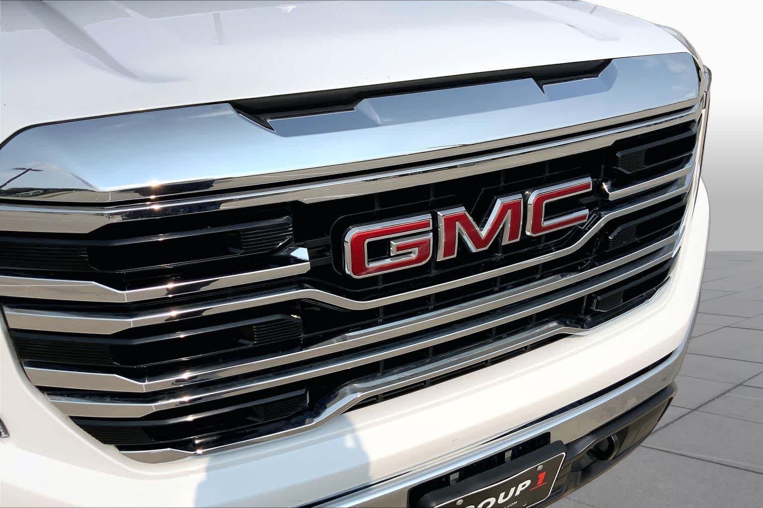 2025 GMC Sierra 1500 SLT - Photo 29