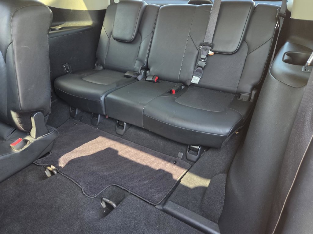 Used 2017 Brown Nissan SL image 16