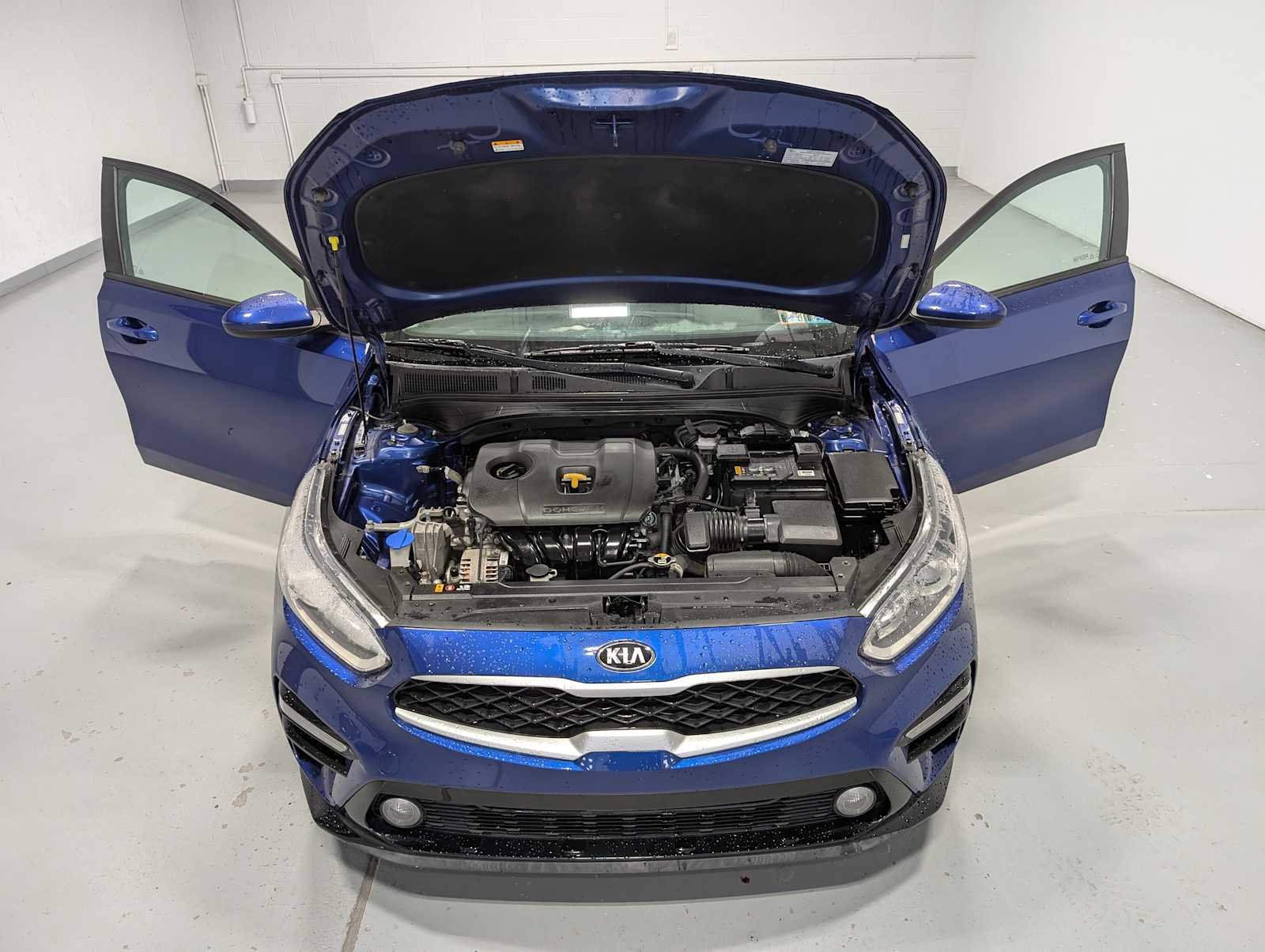 Used 2020 Deep Sea Blue Kia LXS image 13