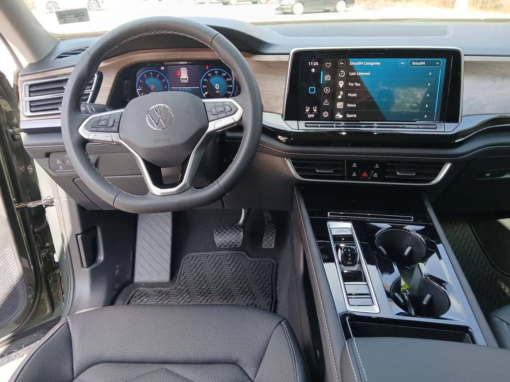 New 2026 Green Volkswagen 2.0T SE w/Technology image 13