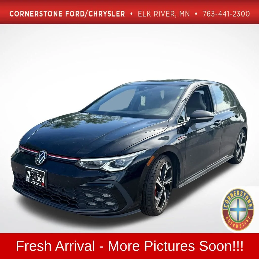 Used 2024 Mythos Black Metallic Volkswagen 2.0T SE image 1