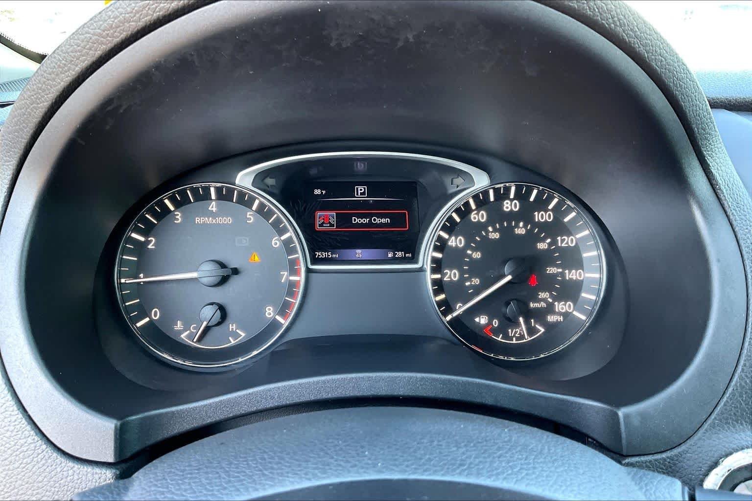 Used 2018 Super Black Nissan 2.5 S image 22