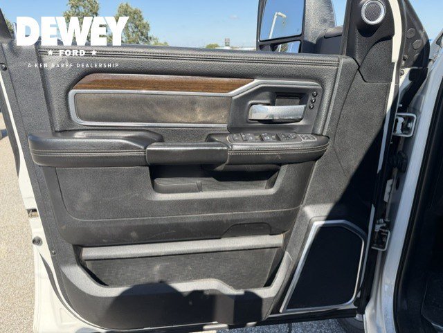 Used 2023 Pearl White Ram Laramie image 9