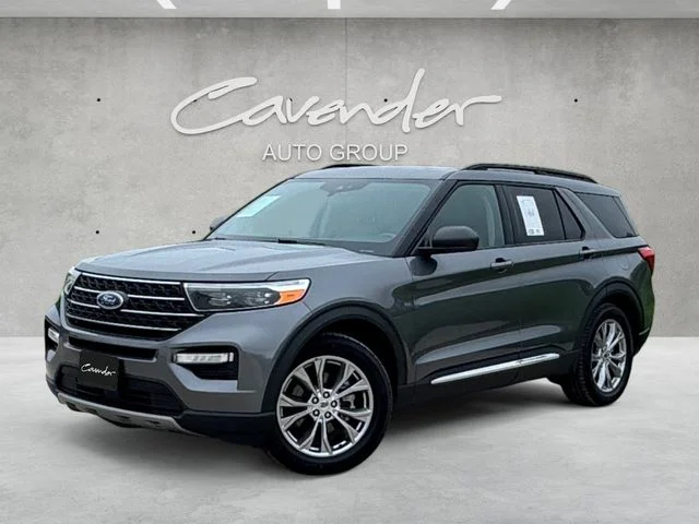 2022 Ford Explorer XLT RWD's photo