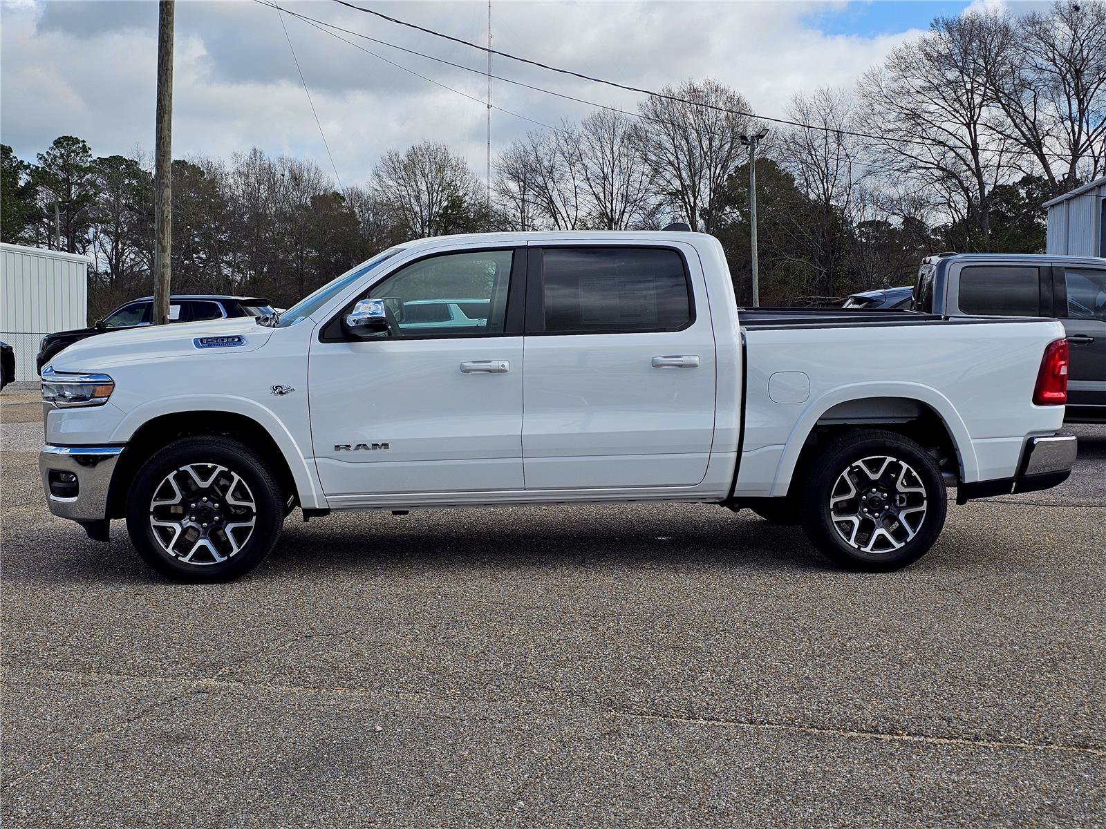 New 2026 Ivory White Tri-Coat Pearlcoat Ram Laramie image 15