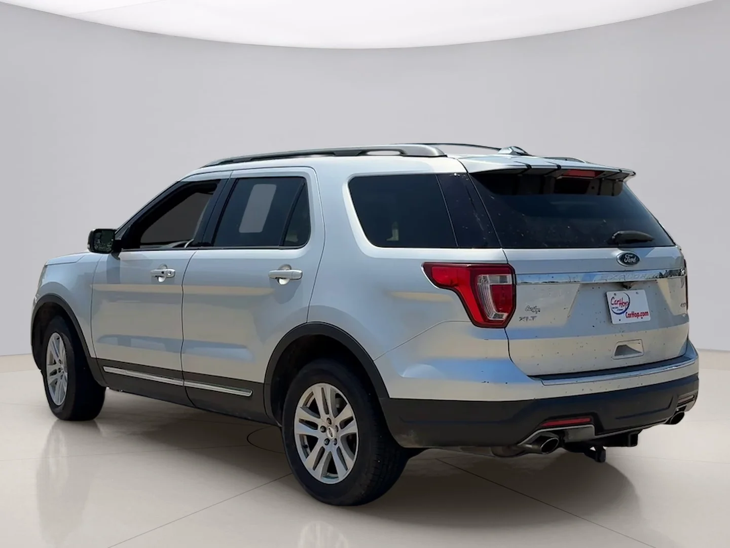 Used 2018 Silver Ford XLT image 3