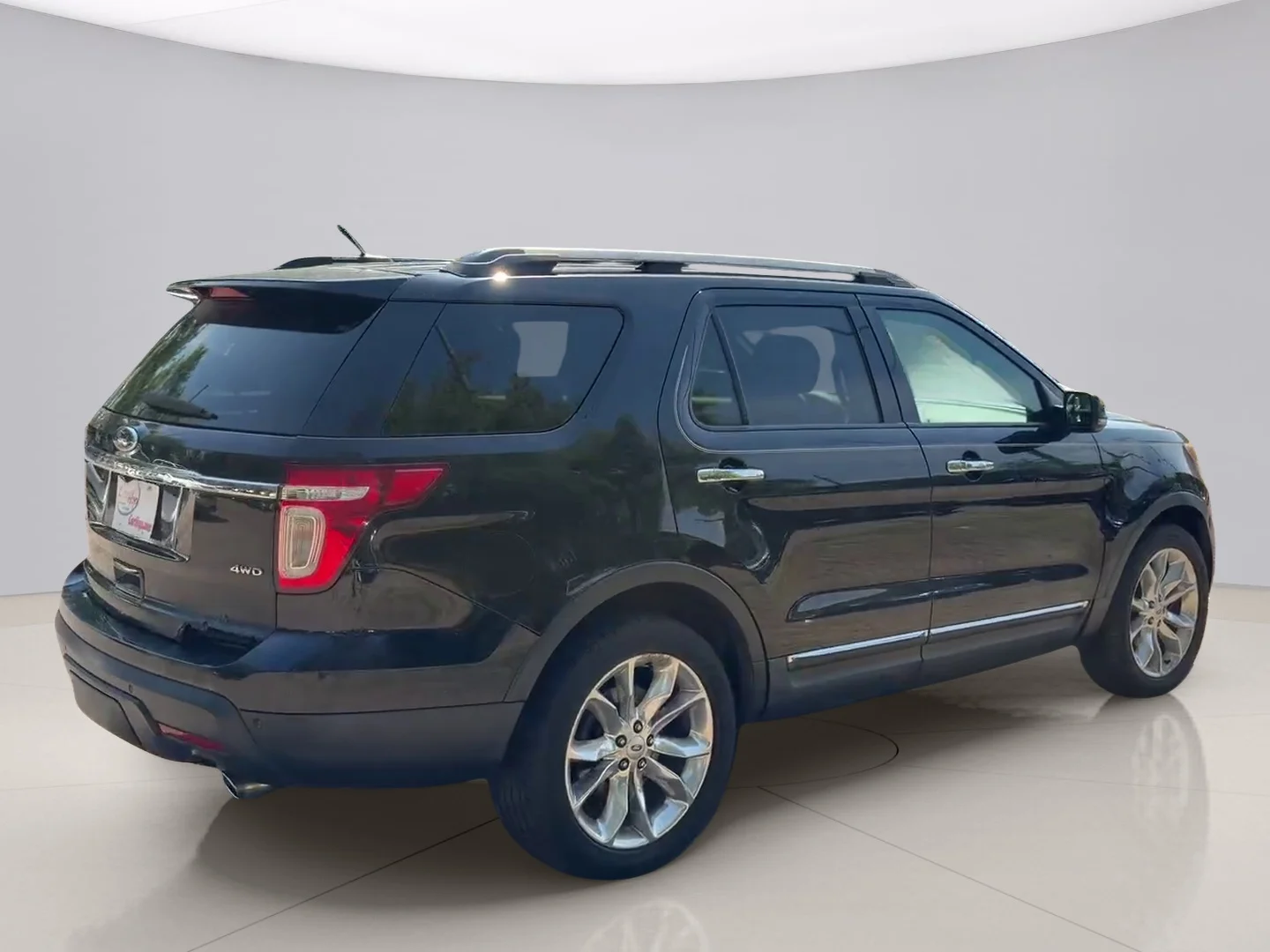 Used 2012 Gray Ford LIMITED image 5