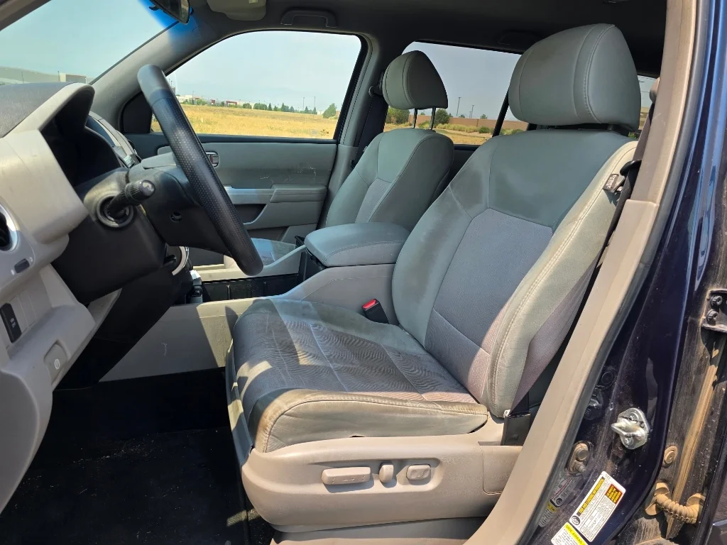 Used 2009 White Honda EX image 13
