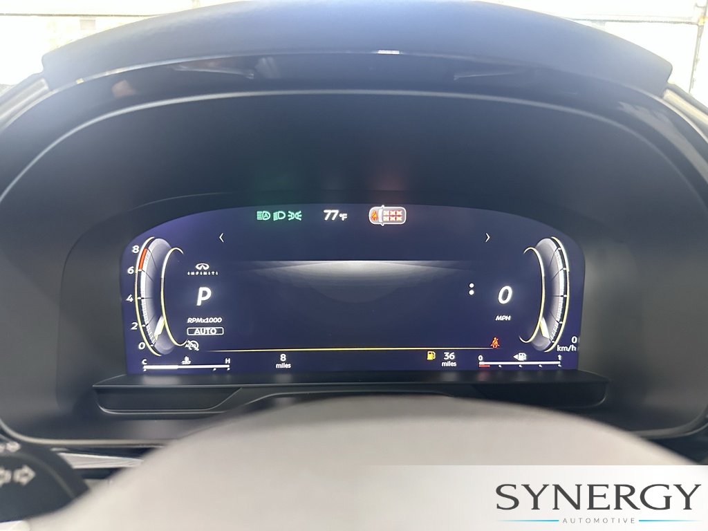 New 2027 2T RAD WHT INFINITI Sport AWD image 14